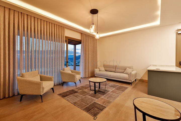 Виллы 5+1 с большим садом в центре Бодрума 