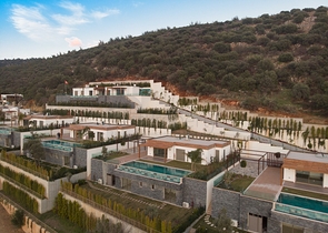 Виллы 5+1 с большим садом в центре Бодрума 