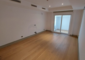 Вилла из натурального камня с шикарным видом на крепость