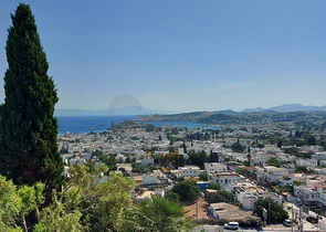 Вилла из натурального камня с шикарным видом на крепость