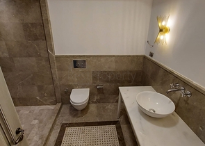 Вилла из натурального камня с шикарным видом на крепость