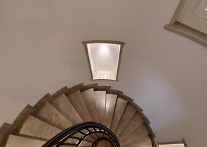 Вилла из натурального камня с шикарным видом на крепость