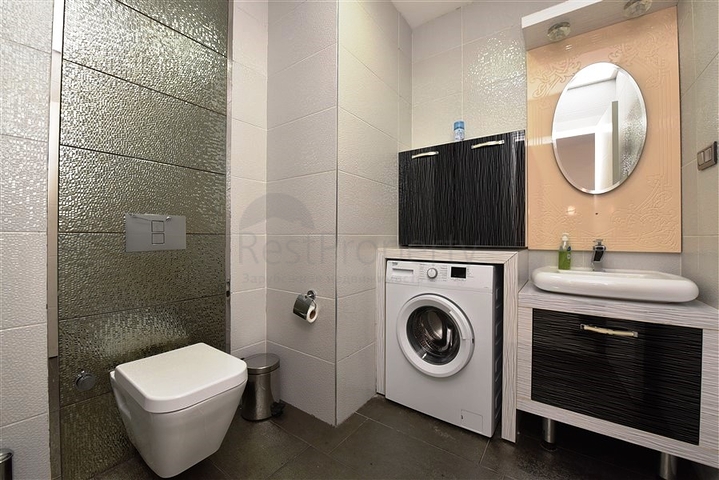 Пентхаус 2+1 в популярном комплексе в Махмутларе