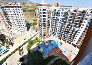 Пентхаус 2+1 в популярном комплексе в Махмутларе