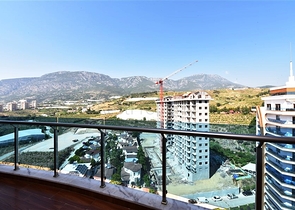 Пентхаус 2+1 в популярном комплексе в Махмутларе