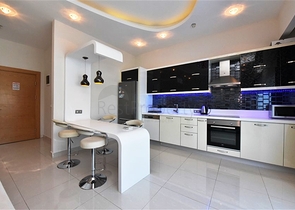 Пентхаус 2+1 в популярном комплексе в Махмутларе