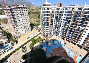 Пентхаус 2+1 в популярном комплексе в Махмутларе