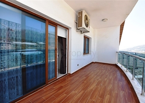 Пентхаус 2+1 в популярном комплексе в Махмутларе