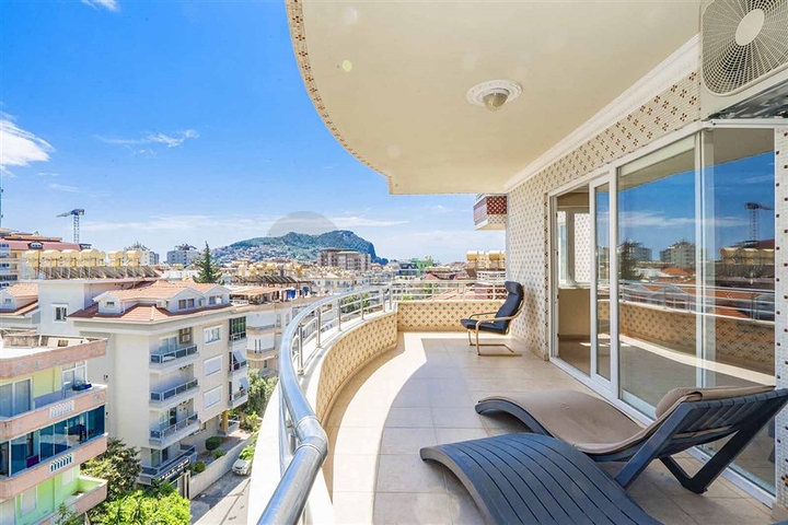 Апартаменты 2+1 в центре Алании