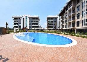 Четырехкомнатный пентхаус в новом жилом доме района Оба