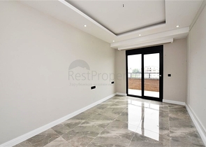 Четырехкомнатный пентхаус в новом жилом доме района Оба