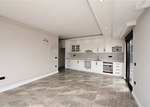 Четырехкомнатный пентхаус в новом жилом доме района Оба