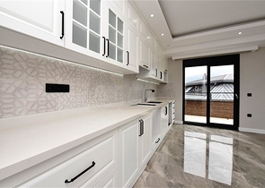 Четырехкомнатный пентхаус в новом жилом доме района Оба