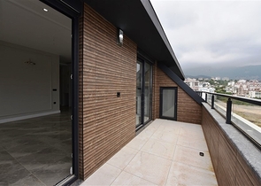 Четырехкомнатный пентхаус в новом жилом доме района Оба