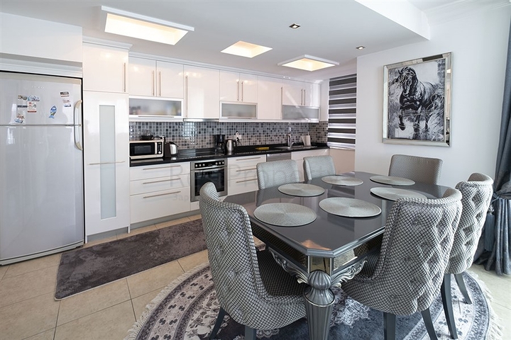 Пентхаус 4+1 в районе Тосмур