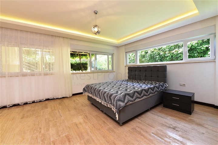 Садовый дуплекс рядом с морем в Конаклы