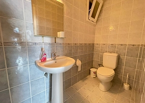 Трехкомнатная квартира на первой линии в районе Махмутлар