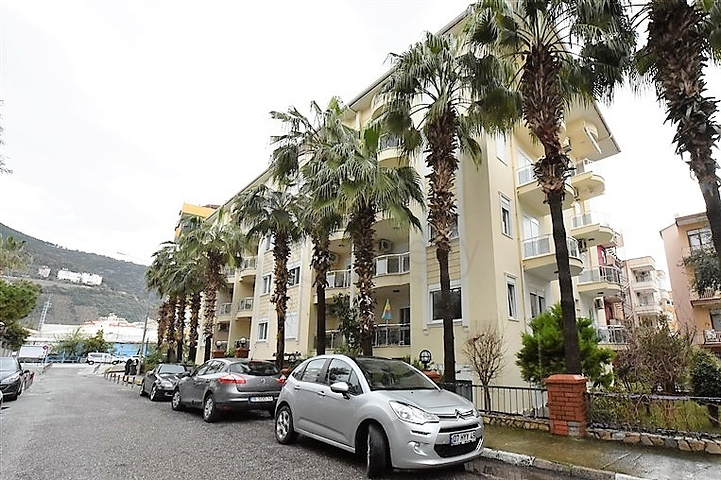 Квартира 1+1 в центре Алании 