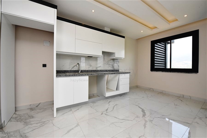 Новый пентхаус 3+1 в районе Махмутлар 750 м от моря