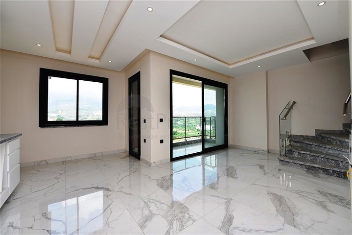 Новый пентхаус 3+1 в районе Махмутлар 750 м от моря