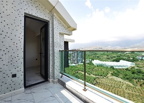 Новый пентхаус 3+1 в районе Махмутлар 750 м от моря