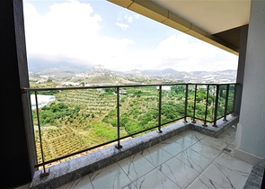 Новый пентхаус 3+1 в районе Махмутлар 750 м от моря