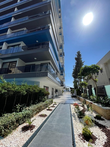 Квартира с панорамным видом на первой береговой линии