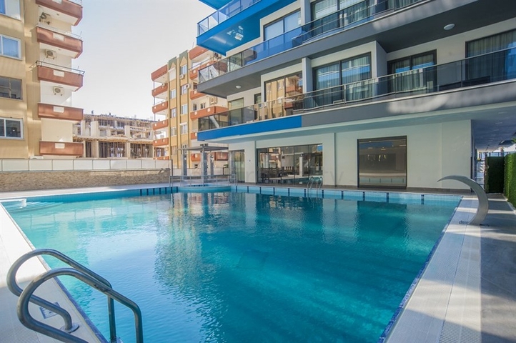 Квартира с панорамным видом на первой береговой линии