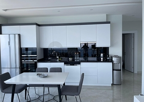 Квартира с панорамным видом на первой береговой линии