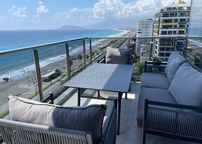 Квартира с панорамным видом на первой береговой линии