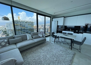 Квартира с панорамным видом на первой береговой линии