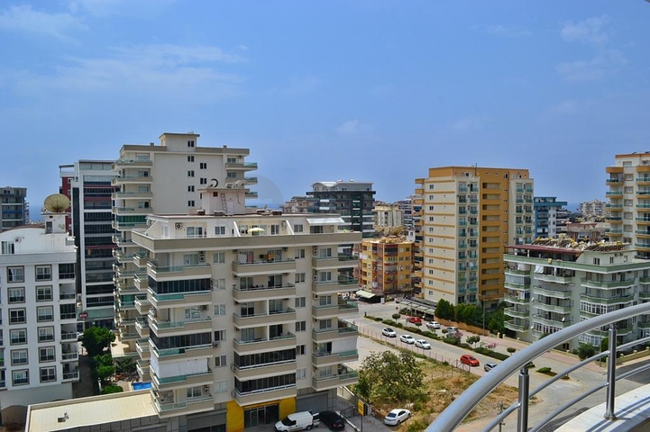 Просторные апартаменты 2+1 в Махмутларе