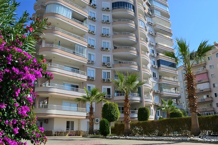 Просторные апартаменты 2+1 в Махмутларе