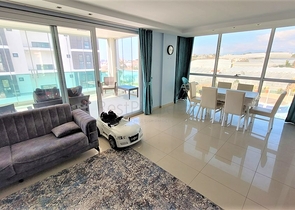 Двухуровневая квартира 3+1 в одном из жилых комплексов района Каргыджак