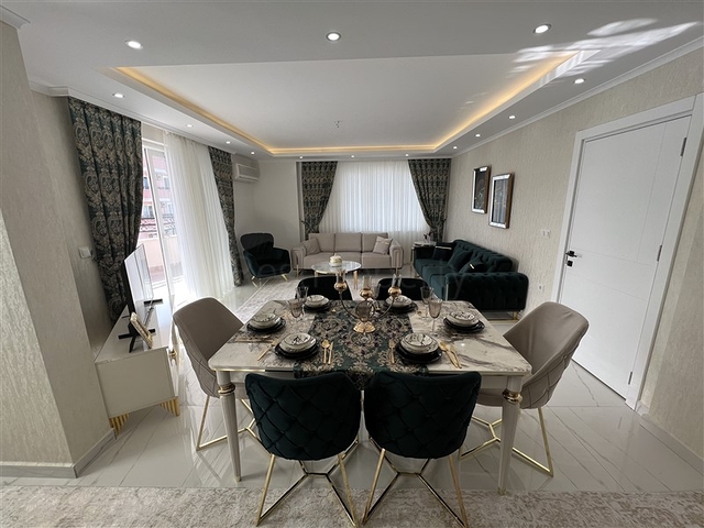 Пентхаус 4+1 в центре района Махмутлар