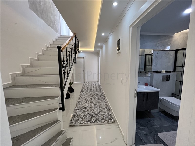 Пентхаус 4+1 в центре района Махмутлар