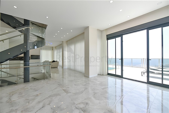 Виллы с потрясающим видом в районе Бекташ