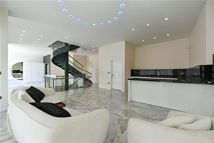 Виллы с потрясающим видом в районе Бекташ