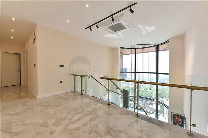 Виллы с потрясающим видом в районе Бекташ