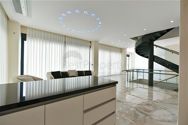 Виллы с потрясающим видом в районе Бекташ