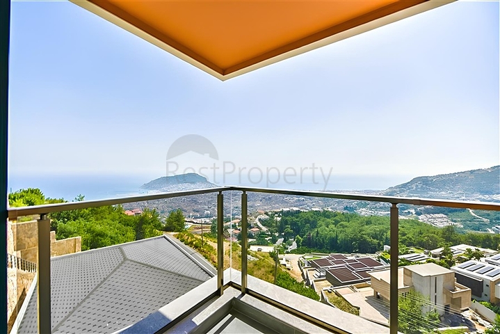 Виллы с потрясающим видом в районе Бекташ