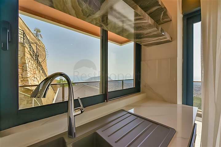 Виллы с потрясающим видом в районе Бекташ