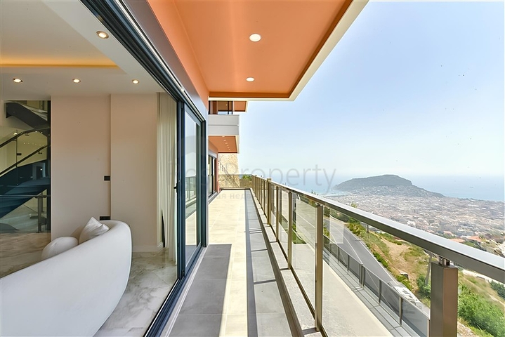 Виллы с потрясающим видом в районе Бекташ