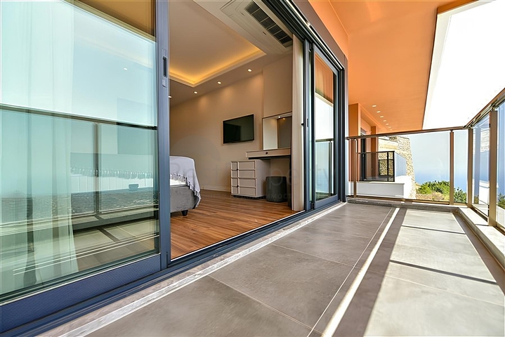 Виллы с потрясающим видом в районе Бекташ