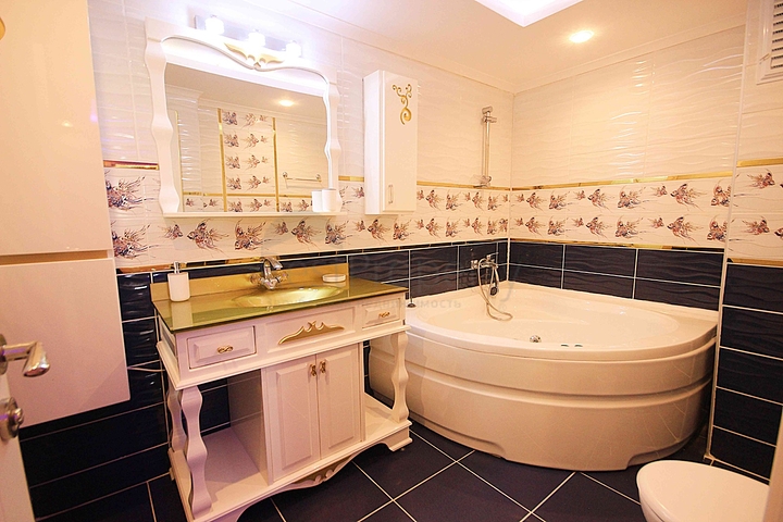 Продается пентхаус 3+1 в районе Махмутлар