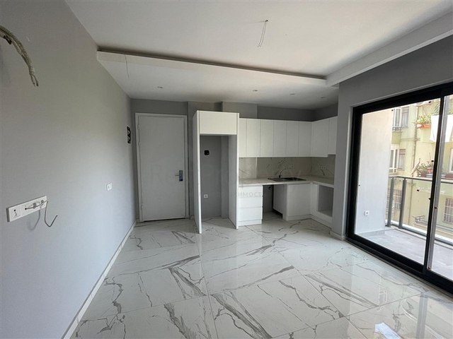 Новые апартаменты 1+1 в центре Алании