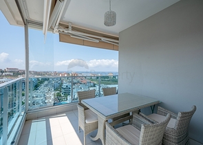 Пентхаус 4+1 с видом на море в люксовом комплексе в районе Авсаллар