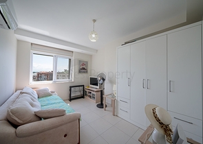 Пентхаус 4+1 с видом на море в люксовом комплексе в районе Авсаллар