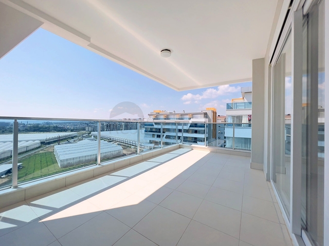 Продается пентхаус 4+1 в районе Авсаллар