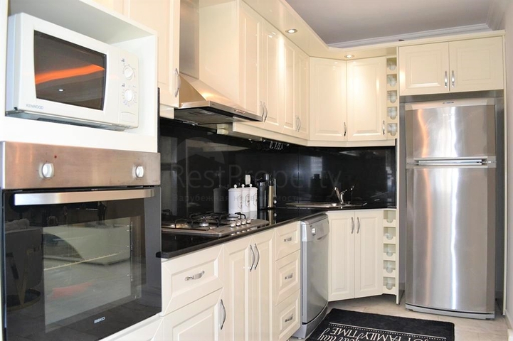 Квартира 2+1 с видом на море в районе Махмутлар